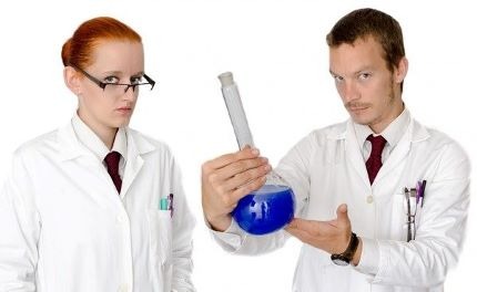 Awakened Alchemy Review - Chemists Analyzing Formula